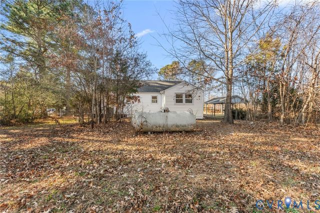 352 3rd St, Emporia, VA 23847