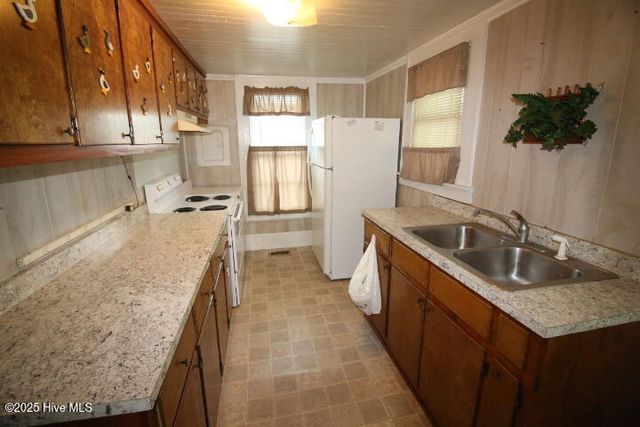 3136 Us Hwy 301, Wilson, NC 27893