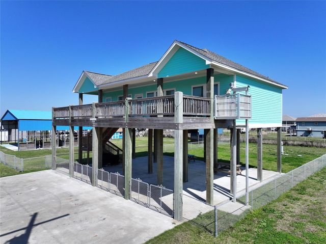 970 S Jack Road, Crystal Beach, TX 77650