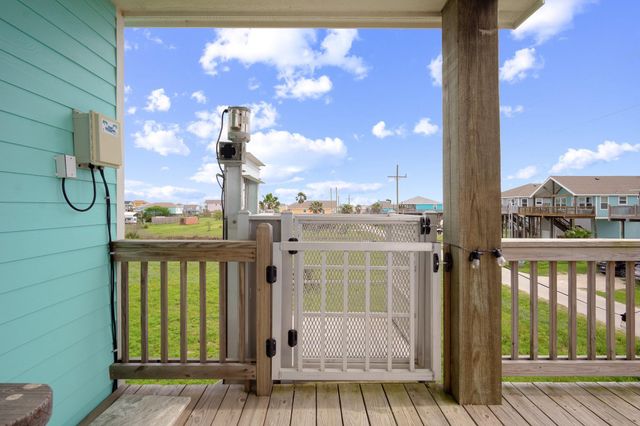 970 S Jack Road, Crystal Beach, TX 77650