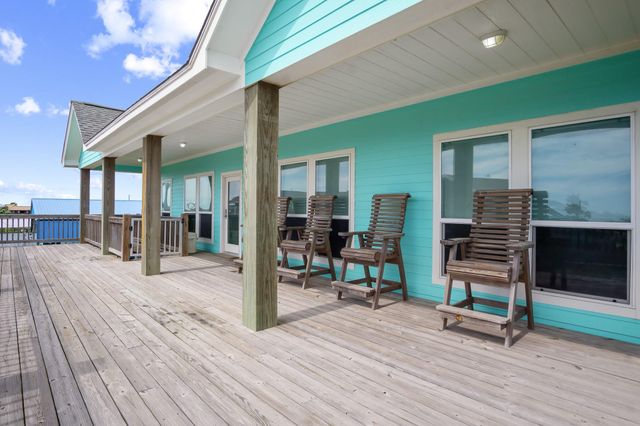 970 S Jack Road, Crystal Beach, TX 77650