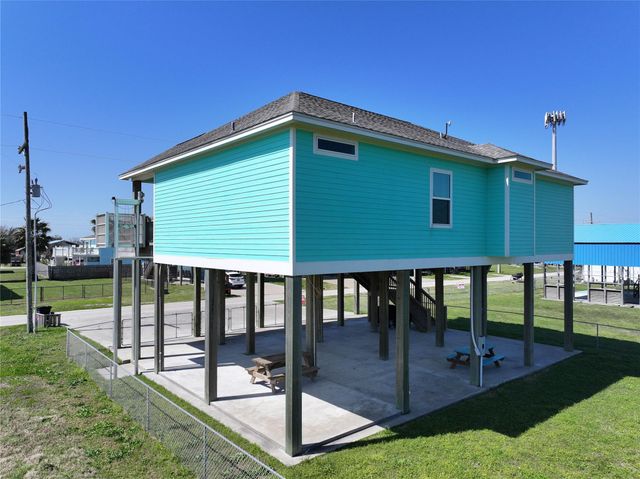 970 S Jack Road, Crystal Beach, TX 77650