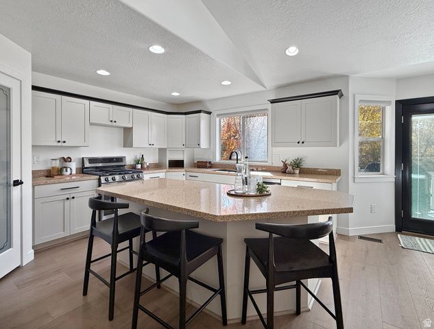 1459 E 5600 S, South Ogden, UT 84403