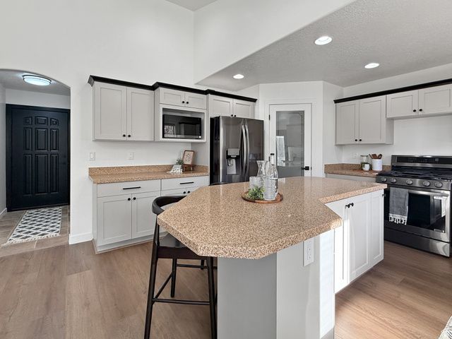 1459 E 5600 S, South Ogden, UT 84403