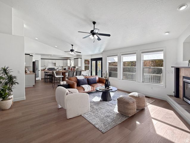 1459 E 5600 S, South Ogden, UT 84403