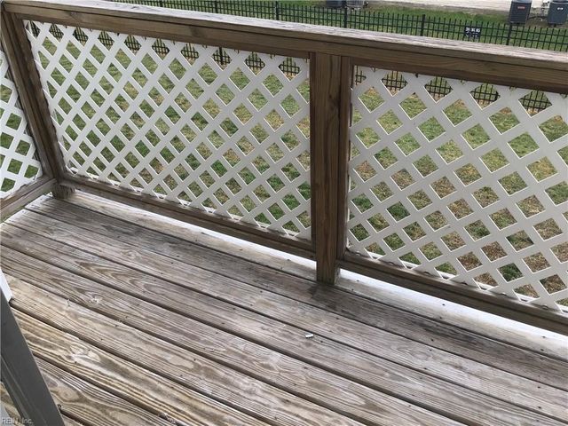 76 Emeraude Plage PL B, Hampton, VA 23666