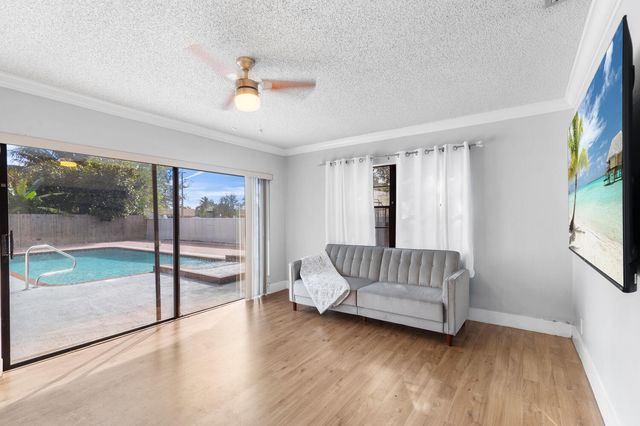 3301 NW 97th Terrace, Sunrise, FL 33351