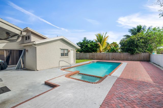 3301 NW 97th Terrace, Sunrise, FL 33351