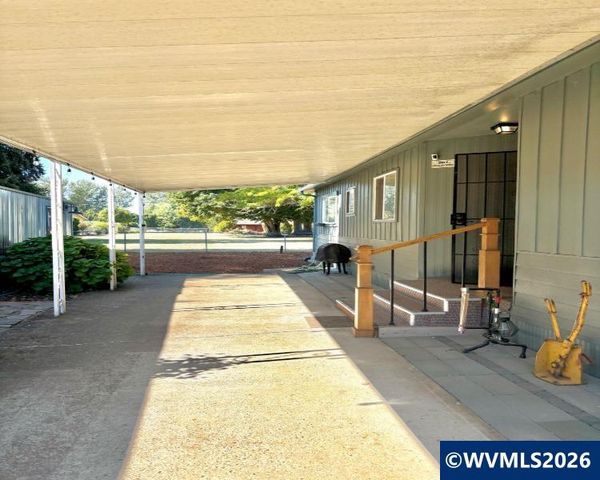 1935 Icabod St NE, Salem, OR 97305