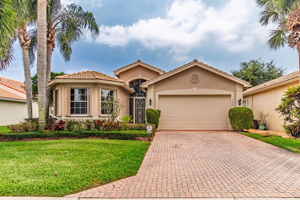 13658 Cambria Bay Lane, Delray Beach, FL 33446