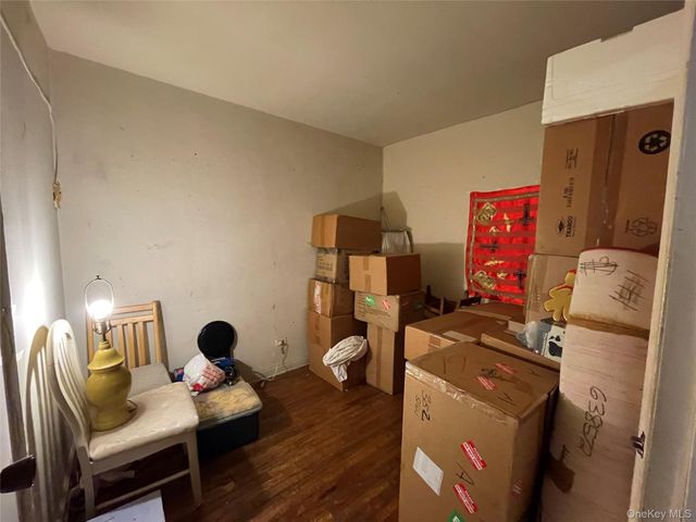 42-25 80th Street 5B, Elmhurst, NY 11373