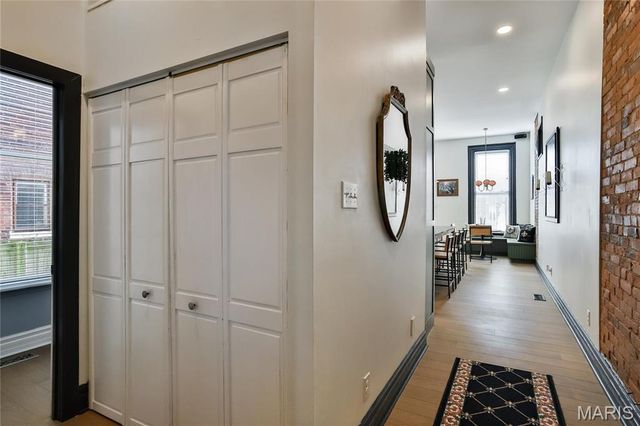 910 Lami Street, St Louis, MO 63104