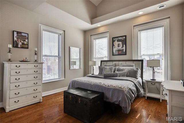 910 Lami Street, St Louis, MO 63104