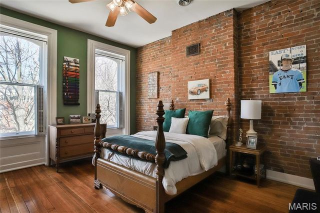 910 Lami Street, St Louis, MO 63104