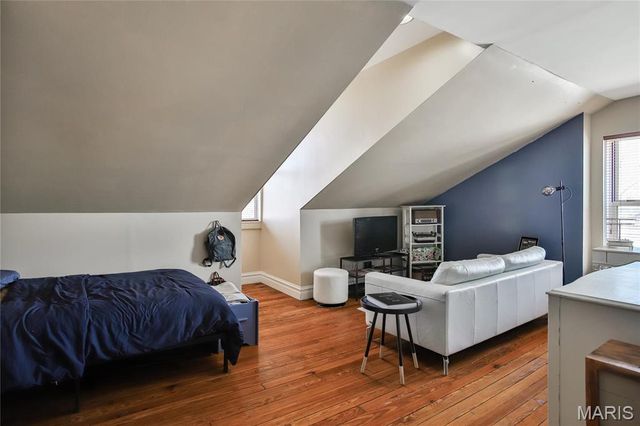 910 Lami Street, St Louis, MO 63104