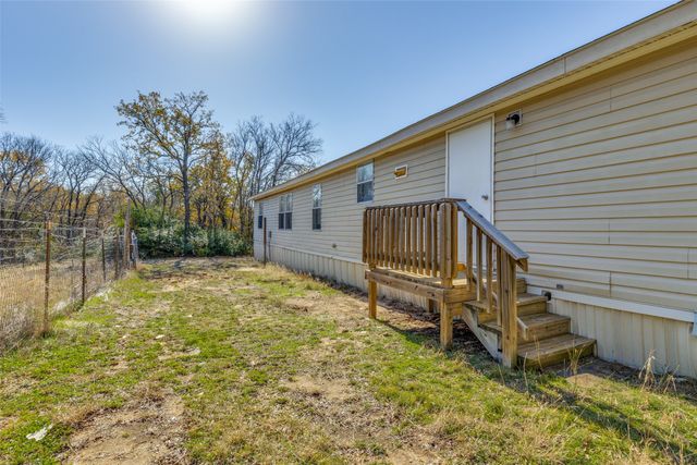 445 Arvel Circle, Reno, TX 76020