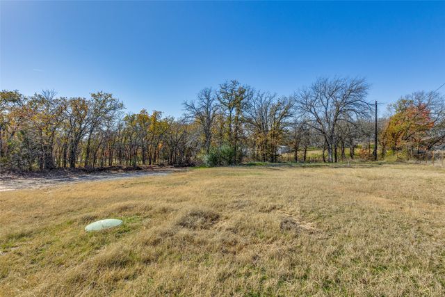 445 Arvel Circle, Reno, TX 76020