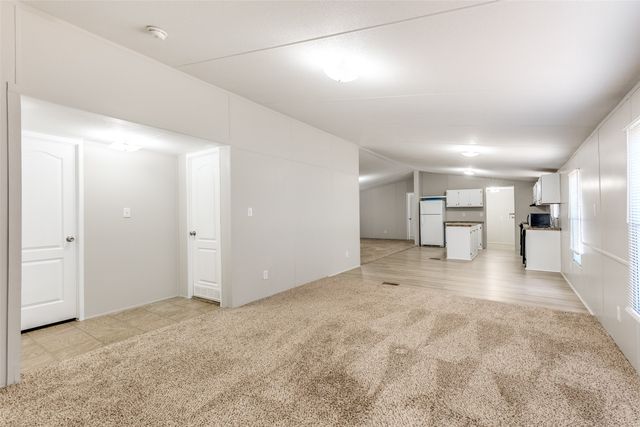 445 Arvel Circle, Reno, TX 76020