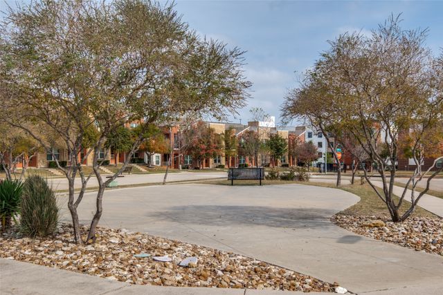 349 Tonga Street, Dallas, TX 75203