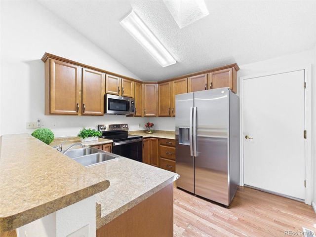 6550 Benton St, Arvada, CO 80003
