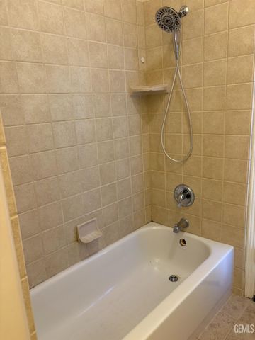 15849 Chateau Montelena Drive, Bakersfield, CA 93314