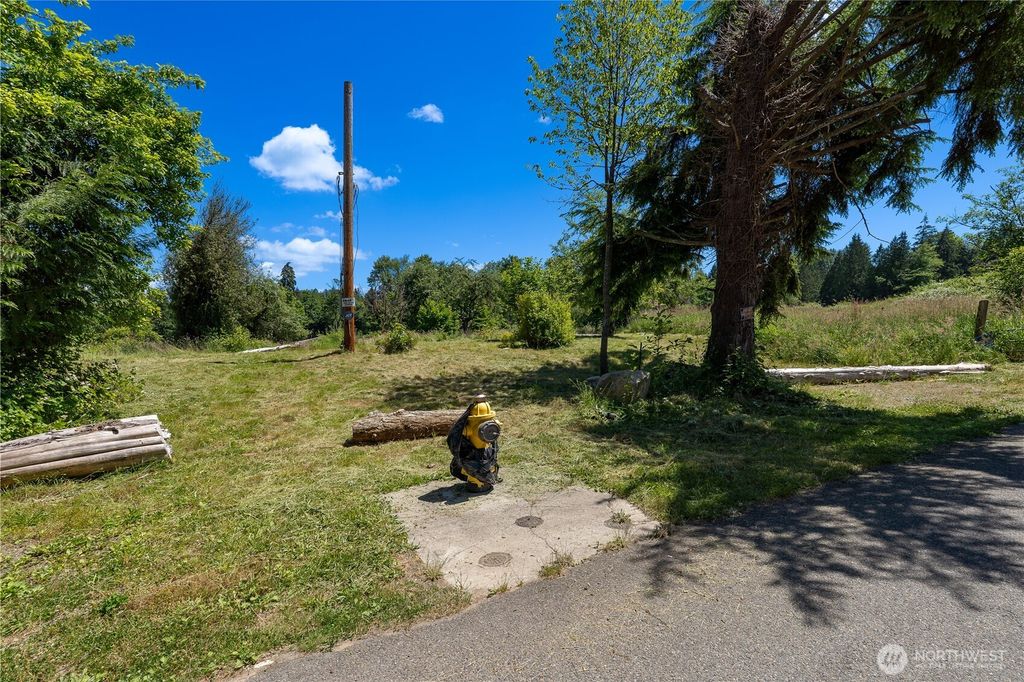 15817 91st Avenue NE, Arlington, WA 98223