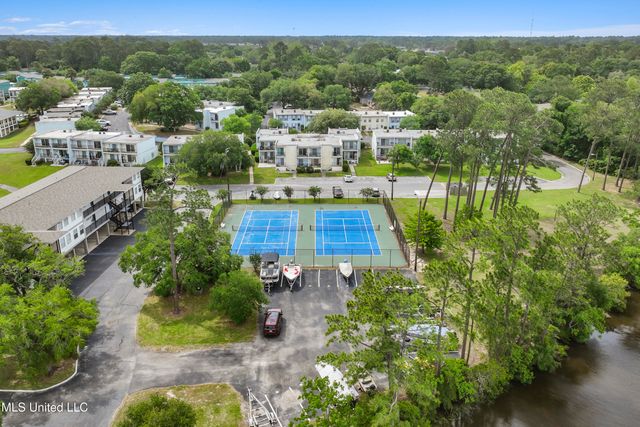3230 Cumberland Road, 208, Ocean Springs, MS 39564