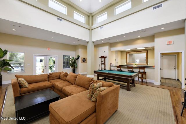 3230 Cumberland Road, 208, Ocean Springs, MS 39564