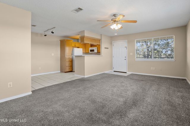 3230 Cumberland Road, 208, Ocean Springs, MS 39564