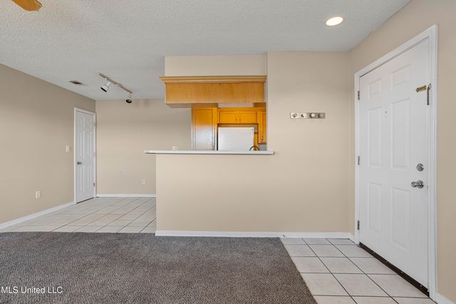 3230 Cumberland Road, 208, Ocean Springs, MS 39564