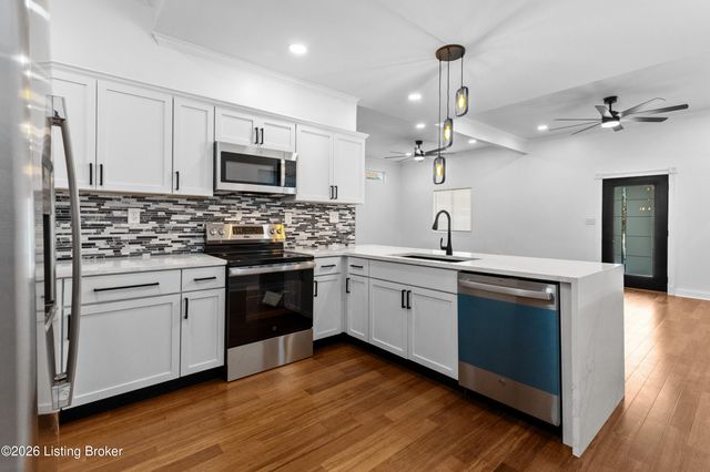 438 E Oak St, Louisville, KY 40203