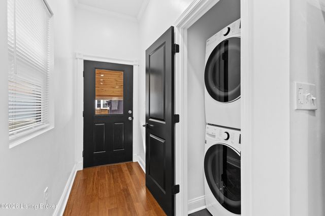 438 E Oak St, Louisville, KY 40203