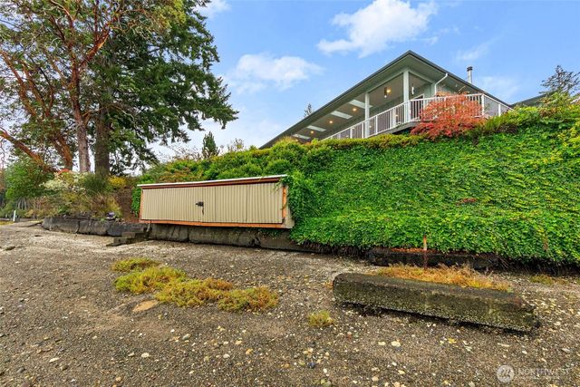 323 SE Stotsbery Rd, Shelton, WA 98584