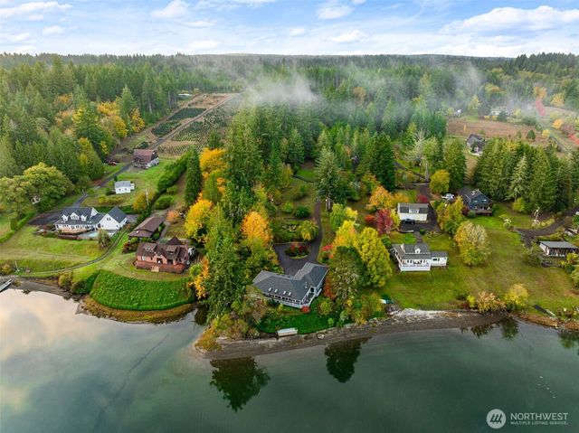 323 SE Stotsbery Rd, Shelton, WA 98584