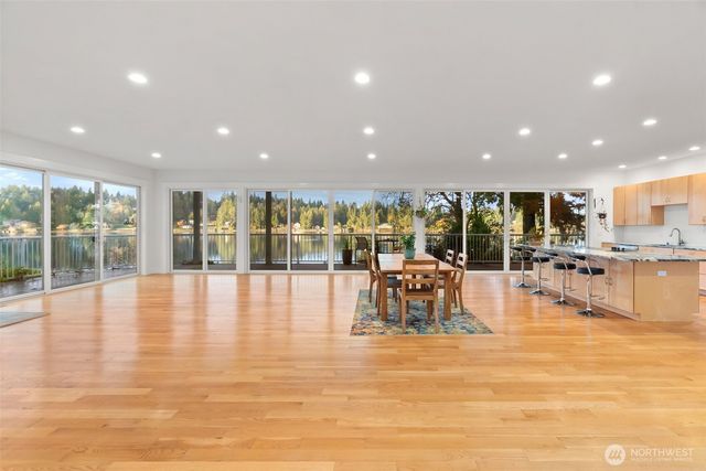 323 SE Stotsbery Rd, Shelton, WA 98584