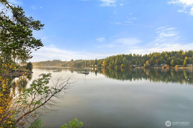 323 SE Stotsbery Rd, Shelton, WA 98584