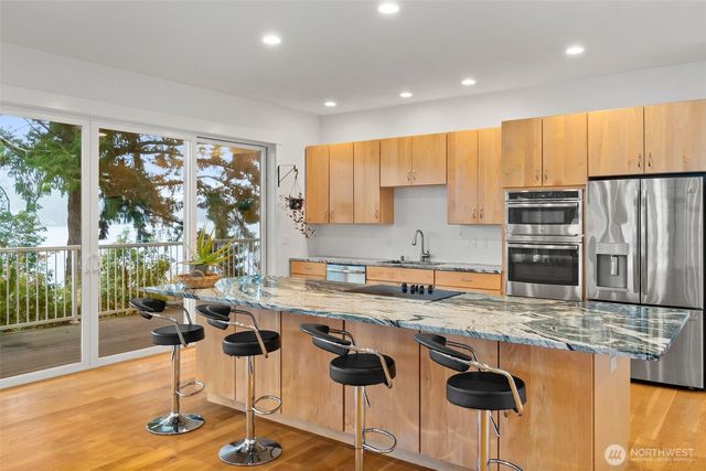 323 SE Stotsbery Rd, Shelton, WA 98584