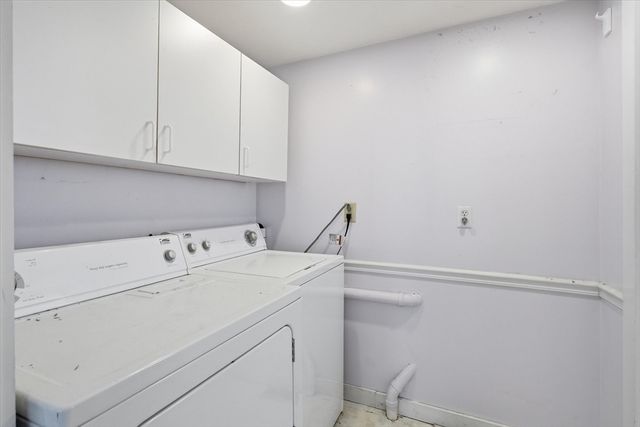 8 Vernon Ct, Newburyport, MA 01950