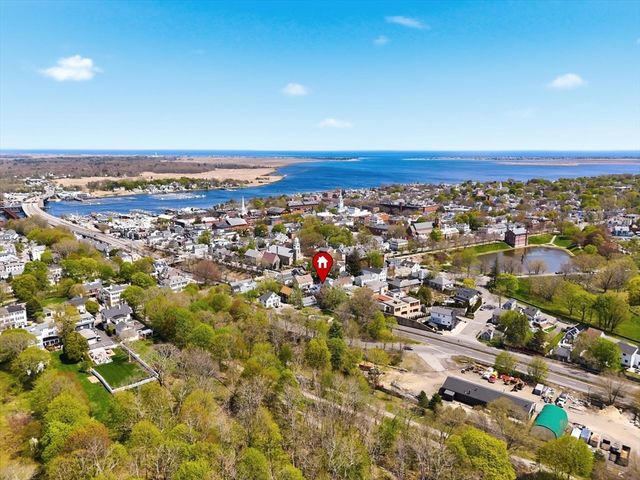 8 Vernon Ct, Newburyport, MA 01950