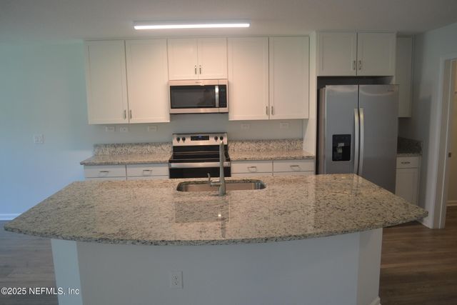 11222 ROBERT MASTERS Court, Jacksonville, FL 32218