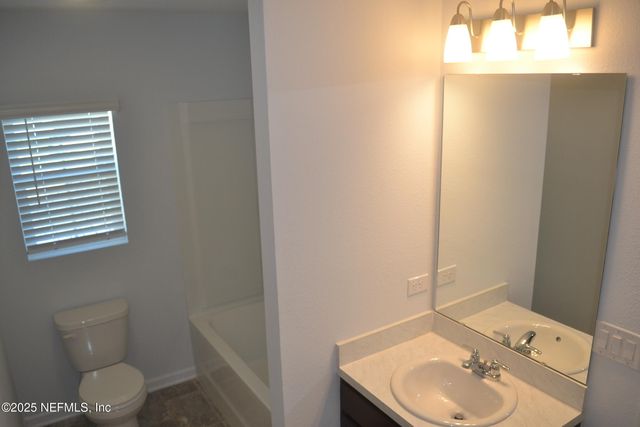 11222 ROBERT MASTERS Court, Jacksonville, FL 32218
