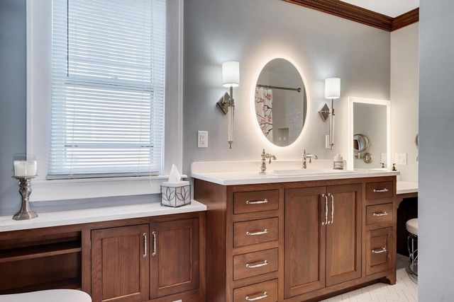 141 13th STREET S, La Crosse, WI 54601