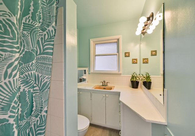 1817 S Maple Blvd, Spokane, WA 99203