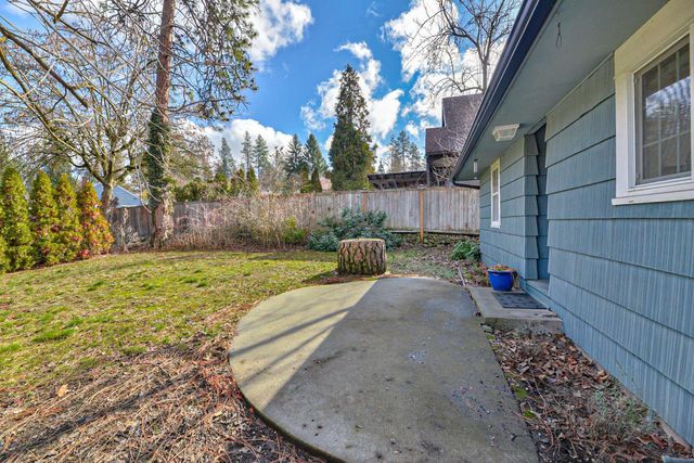 1817 S Maple Blvd, Spokane, WA 99203