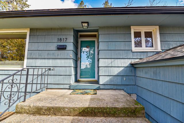 1817 S Maple Blvd, Spokane, WA 99203