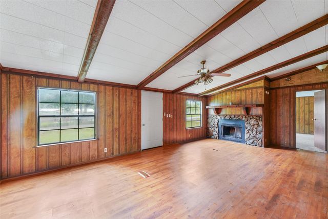 2300 Pecan Valley, Cleburne, TX 76031