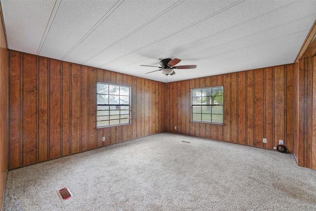 2300 Pecan Valley, Cleburne, TX 76031