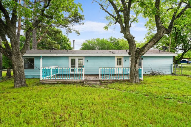 2300 Pecan Valley, Cleburne, TX 76031