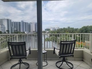 2600 Collins Ave 411, Miami Beach, FL 33140
