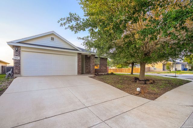 533 TOM KEMP DR, New Braunfels, TX 78130
